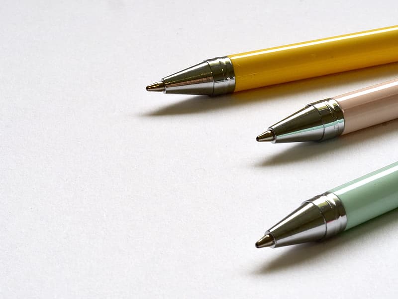 veliki izbor kemijskih olovka