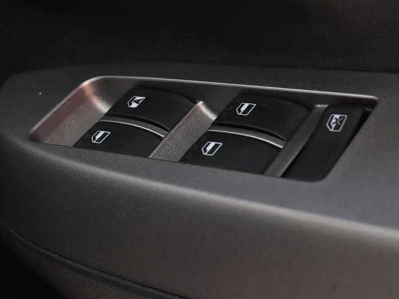 Podizač stakla za auto